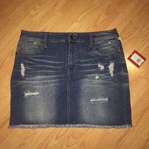 Jean skirt brand new!!!
